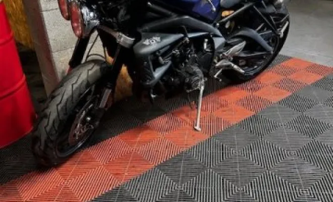 TRIUMPH 675 R STREET TRIPLE 2010, Saint-Étienne, Diagnostic Moto Casse