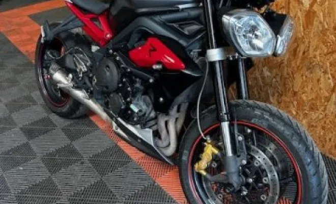 TRIUMPH 675 R STREET TRIPLE 2015, Saint-Étienne, Diagnostic Moto Casse