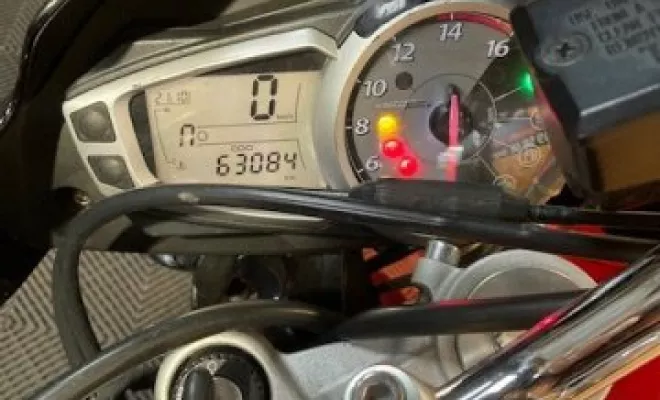 TRIUMPH 675 STREET 2010, Saint-Étienne, Diagnostic Moto Casse