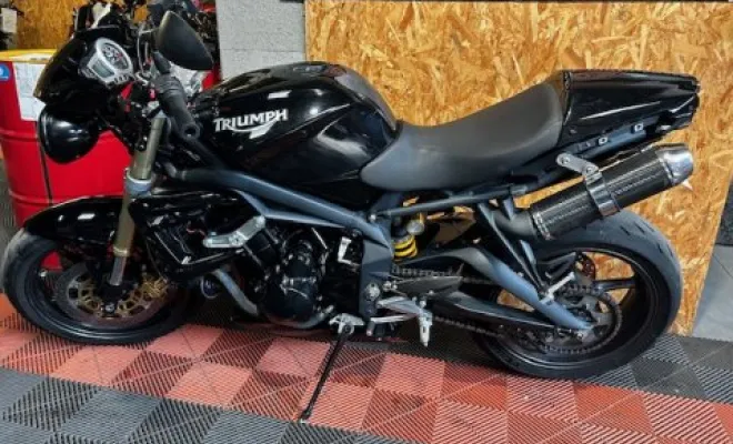 TRIUMPH 675 STREET TRIPLE 2008, Saint-Étienne, Diagnostic Moto Casse