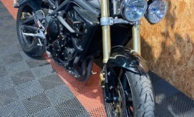 TRIUMPH 675 STREET TRIPLE 2008, Saint-Étienne, Diagnostic Moto Casse