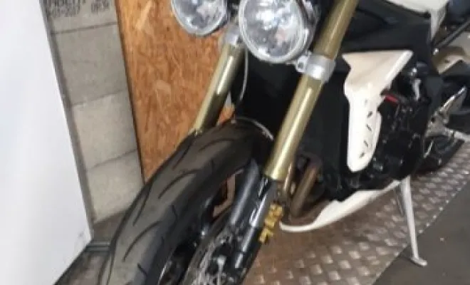 Triumph 675 street triple 2009, Saint-Étienne, Diagnostic Moto Casse