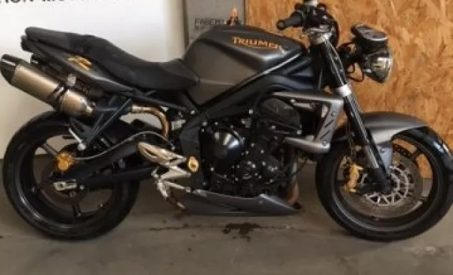 Triumph 675 street triple R 2011, Saint-Étienne, Diagnostic Moto Casse