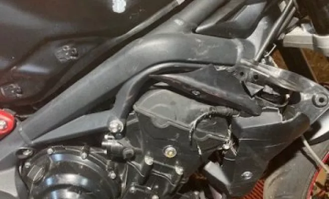 TRIUMPH 675 STREET TRIPLE R 2015, Saint-Étienne, Diagnostic Moto Casse