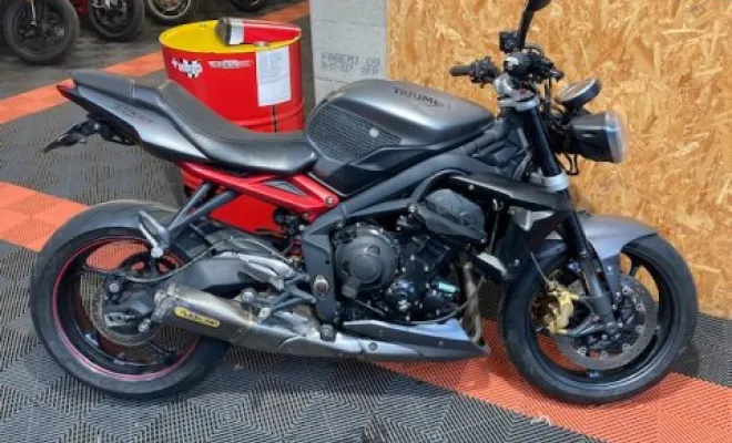 TRIUMPH 675 STREET TRIPLE R 2015, Saint-Étienne, Diagnostic Moto Casse