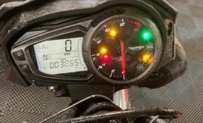 TRIUMPH 765 R 2020, Saint-Étienne, Diagnostic Moto Casse