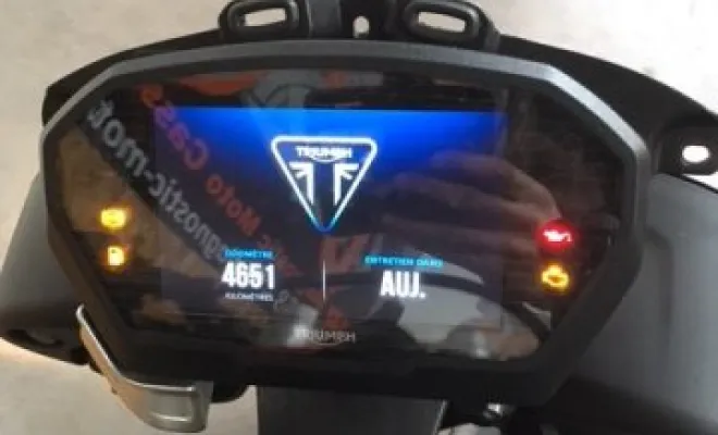 TRIUMPH 765 RS 2018, Saint-Étienne, Diagnostic Moto Casse