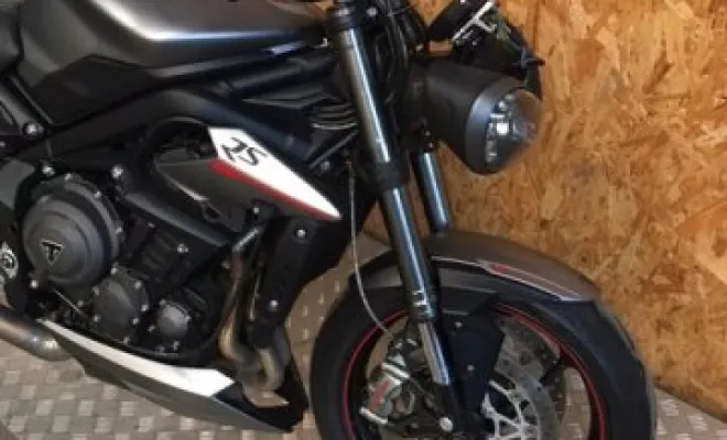 Triumph 765 street triple RS 2018, Saint-Étienne, Diagnostic Moto Casse