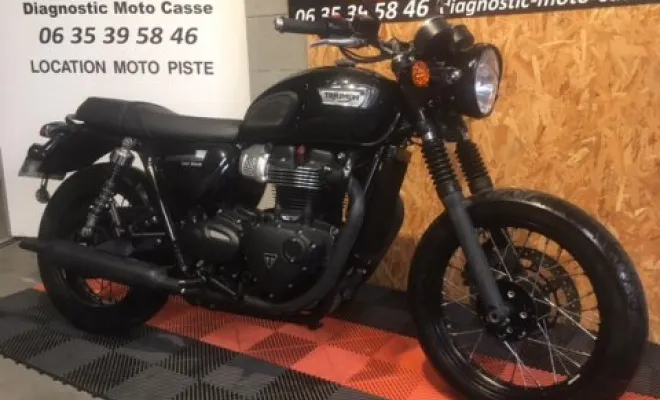 TRIUMPH BONNEVILLE T100 BLACK 2017 7404 KM, Saint-Étienne, Diagnostic Moto Casse
