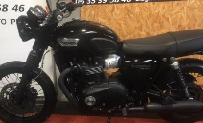 TRIUMPH BONNEVILLE T100 BLACK 2017 7404 KM, Saint-Étienne, Diagnostic Moto Casse