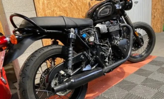 TRIUMPH BONNEVILLE T100 BLACK, Saint-Étienne, Diagnostic Moto Casse