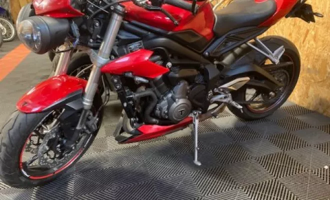 TRIUMPH STREET TRIPLE 660 S A2, Saint-Étienne, Diagnostic Moto Casse