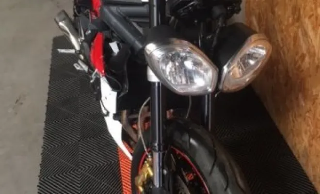 Triumph street triple R 2013 abs, Saint-Étienne, Diagnostic Moto Casse