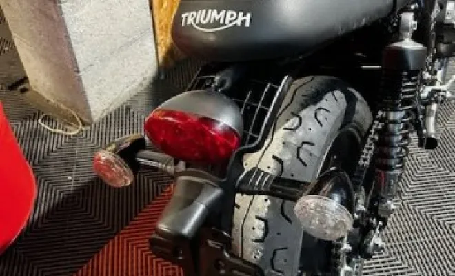 TRIUMPH STREET TWIN 2021 MTT1, Saint-Étienne, Diagnostic Moto Casse