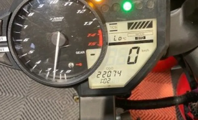 YAMAHA R1 2013, Saint-Étienne, Diagnostic Moto Casse