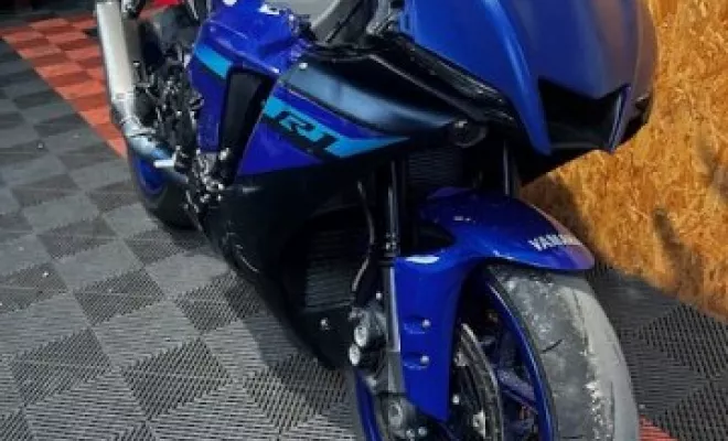YAMAHA R1 2024, Saint-Étienne, Diagnostic Moto Casse