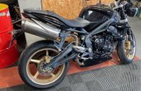 TRIUMPH 675 R STREET TRIPLE 2012 BLACK PHANTOM, Saint-Étienne, Diagnostic Moto Casse